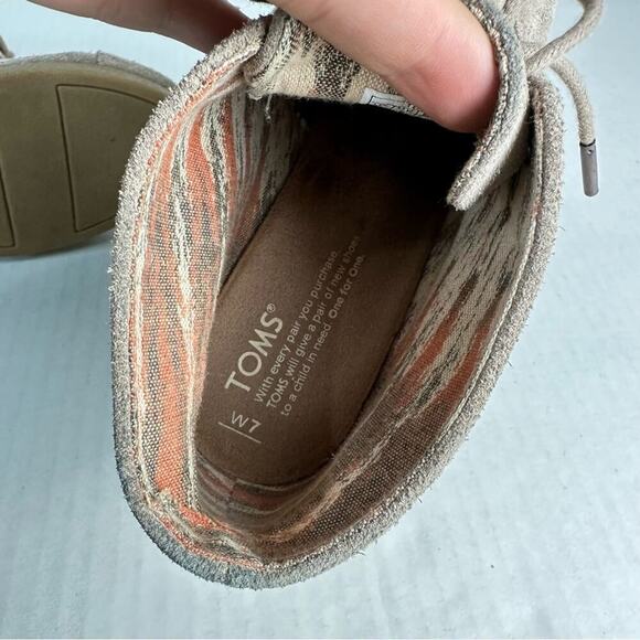 TOMS Booties Wedge Heel Suede Lace Up Ankle Boot Gray Brown 7 - Picture 5 of 13